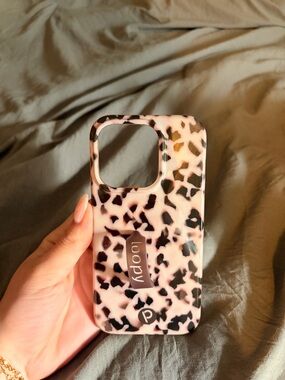 iPhone 15 pro loopy case!!